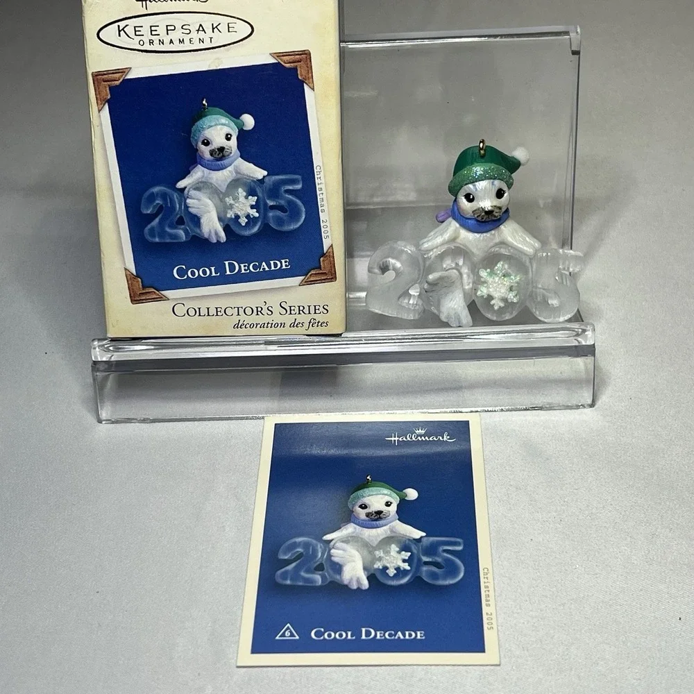 2005 Hallmark Keepsake Seal‎ Cool Decade Series Ornament With Box